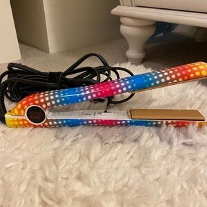𝅺ultra Chi Flat Iron - Rainbow